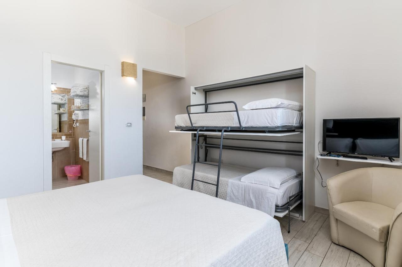 Hotel Reverse Torre Santa Sabina Extérieur photo